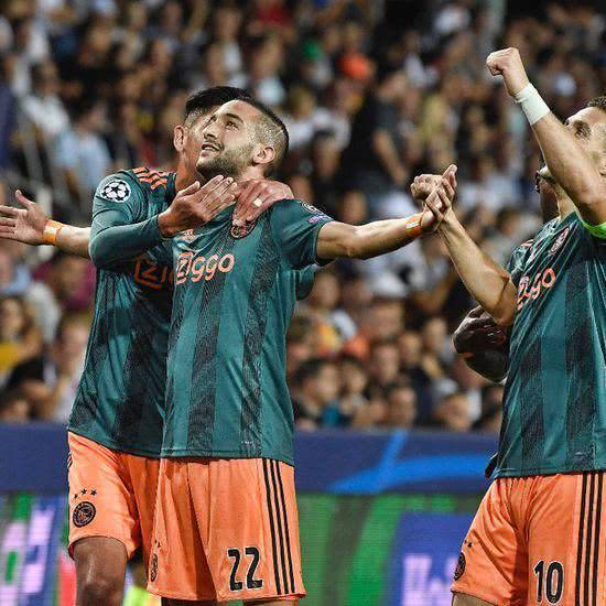 队在关键比 队在关键比