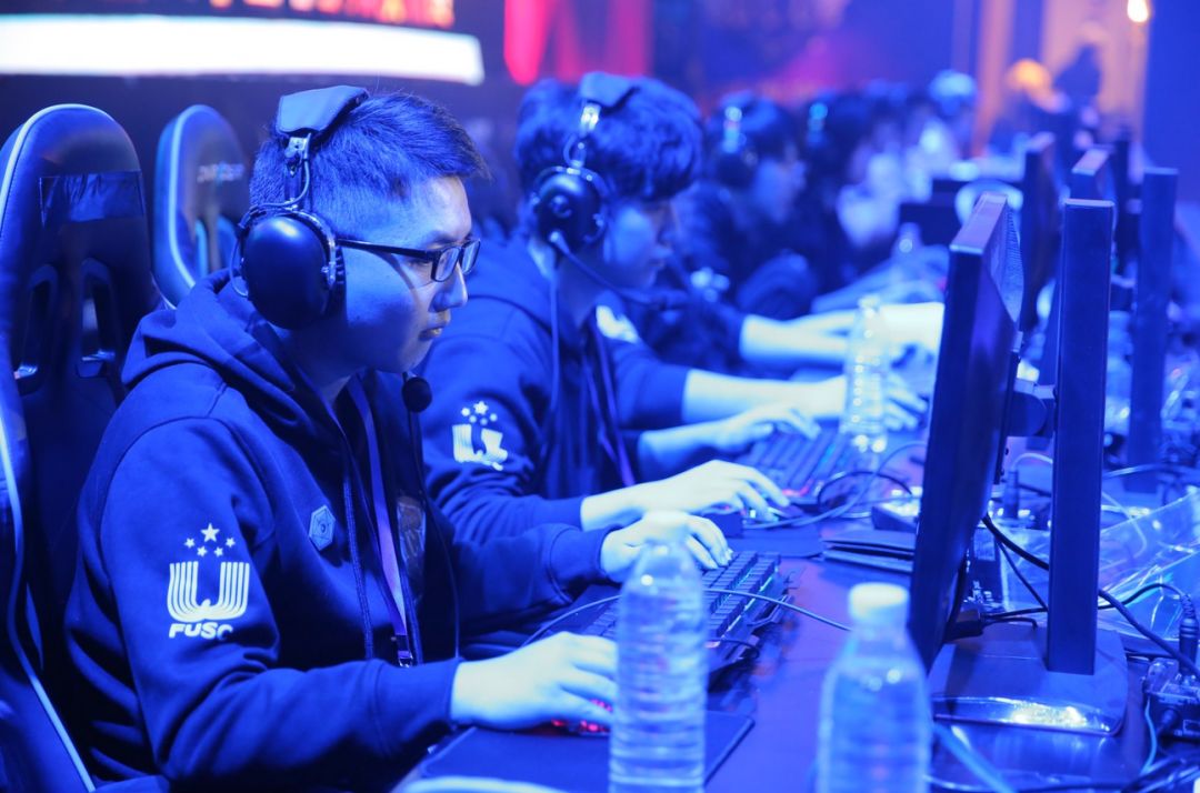 技挑战与成 技挑战与成