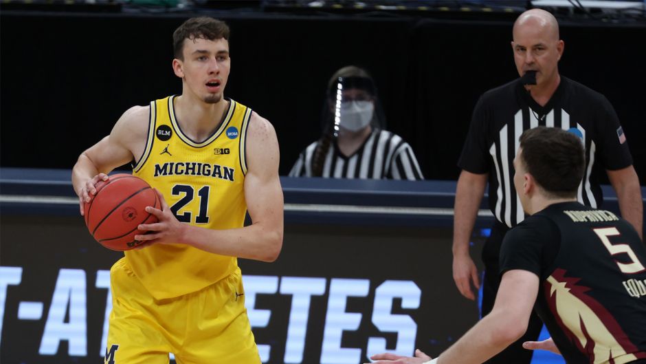 在绿茵场上 在绿茵场上