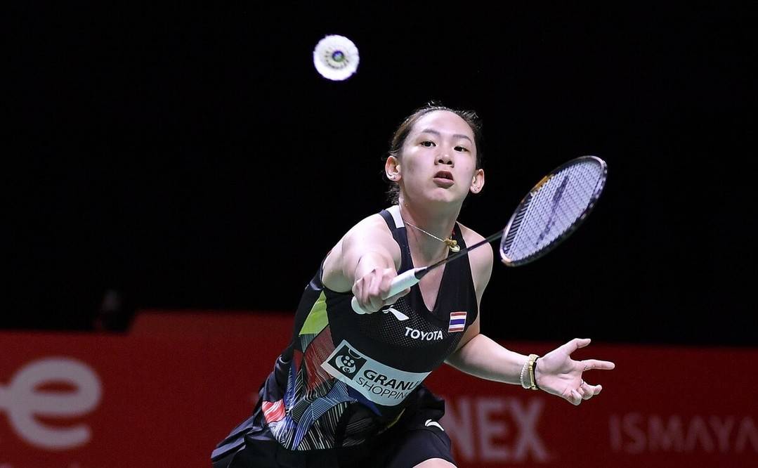 是那样镇定 是那样镇定