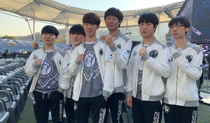 意甲：拉齐奥踢和莱切